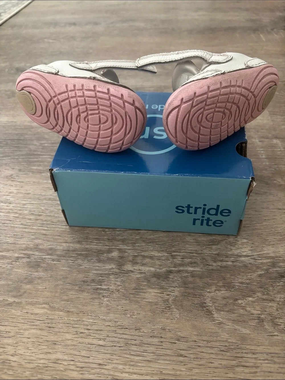 Stride Rite soft white